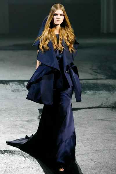 Look 11